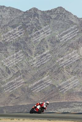 media/Nov-16-2025-Race Pace (Sun) [[8c5fa54630]]/Non Verified Riders (1st 20 Minutes)/2-Turn 10 (1010am)/